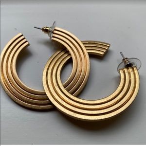 India Hicks Winner’s Circle Earrings